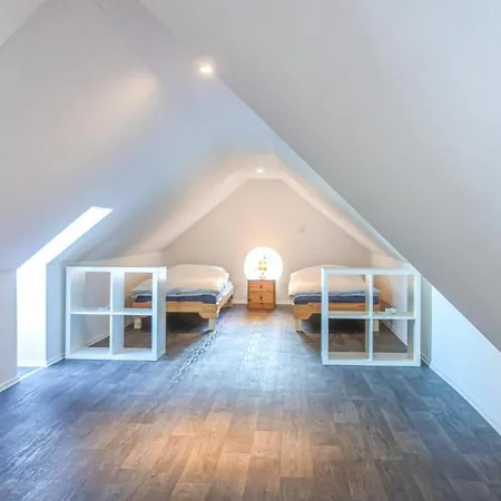 アパート 2 Bedroom Awesome In