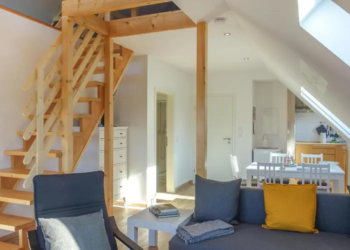 2 Bedroom Awesome In דירה