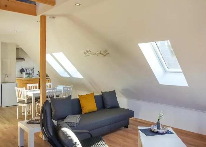 2 Bedroom Awesome In شقة