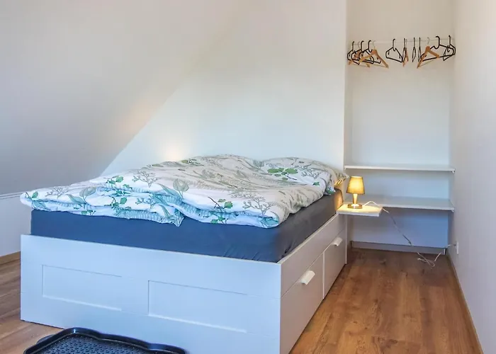 דירה 2 Bedroom Awesome In *